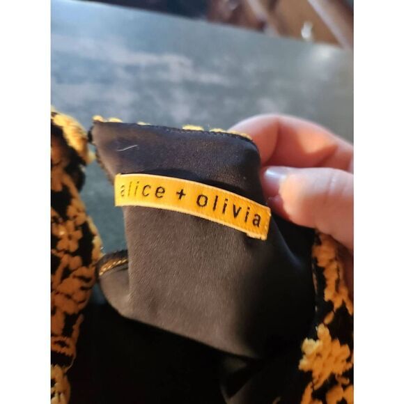 Alice+Olivia yellow lace cut out back dress - Picture 5 of 7